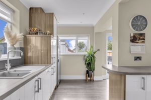 Photo 11- click for photo gallery